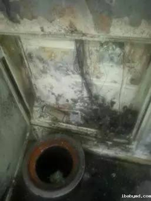 空压机报废现场